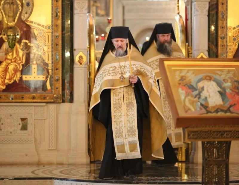 В Сретенской монастыре прошли богослужения первой Недели по Пятидесятнице